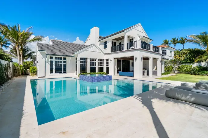 Contemporary villa with pool in Miami – RB Ambiance residential design